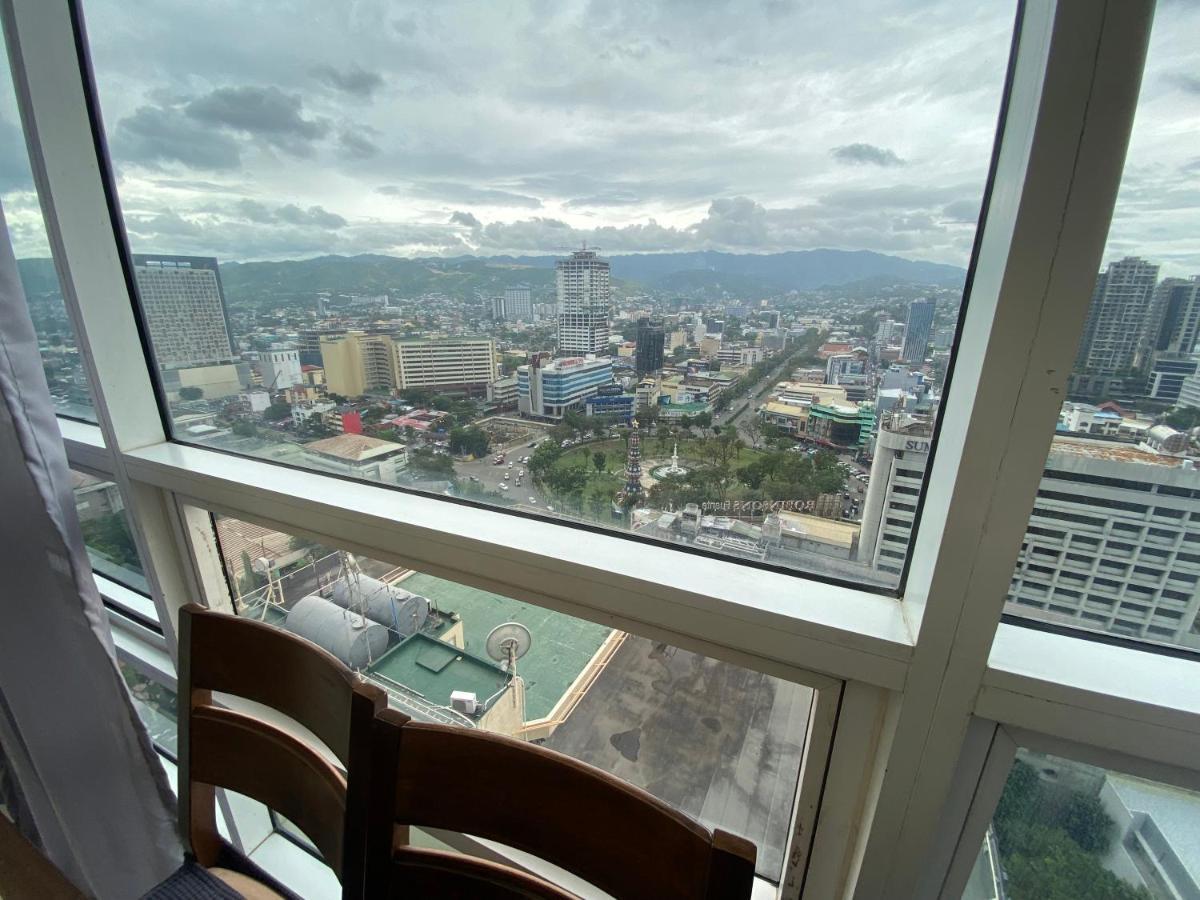 Cebu City Huge Lofts By P&J Extérieur photo